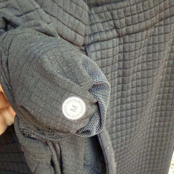 Lululemon lab honeycomb joggers - Picture 6 of 6